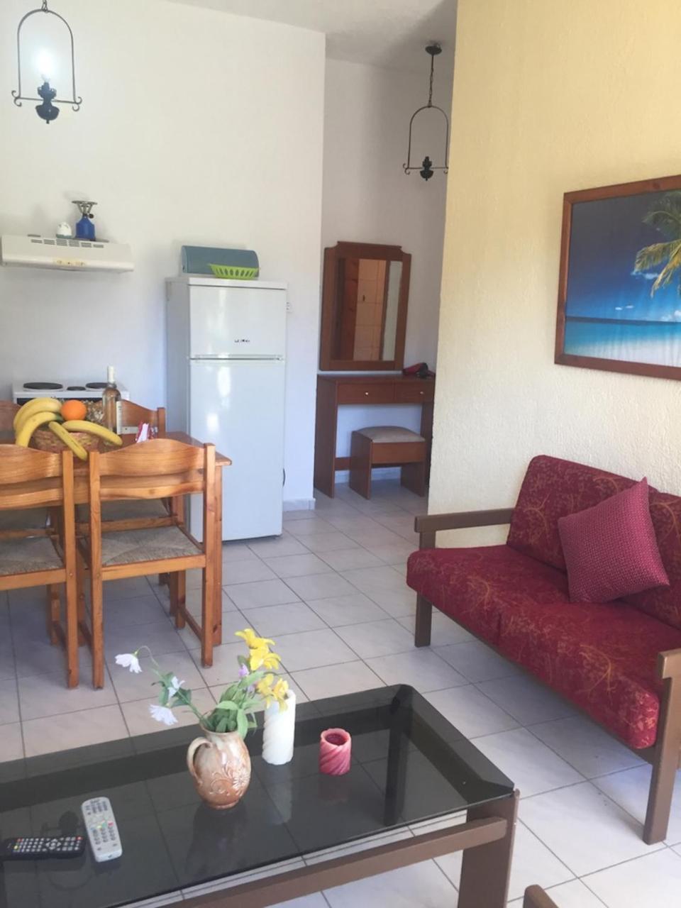 Asimina Apartment Istro Luaran gambar