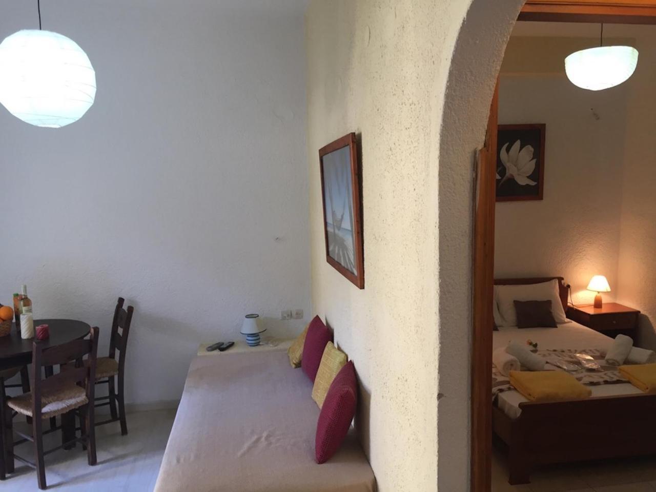 Asimina Apartment Istro Luaran gambar