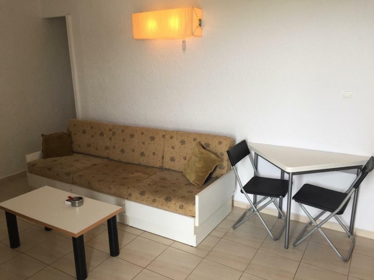 Asimina Apartment Istro Luaran gambar