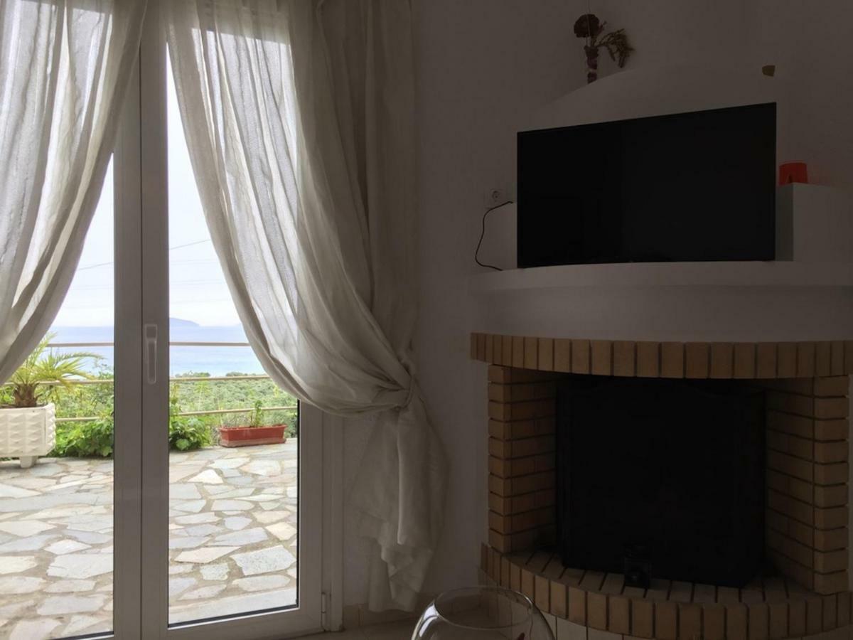 Asimina Apartment Istro Luaran gambar