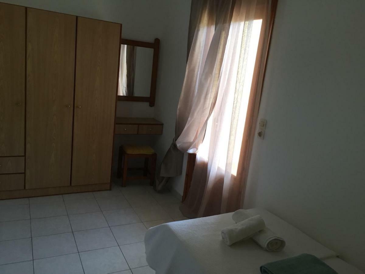 Asimina Apartment Istro Luaran gambar